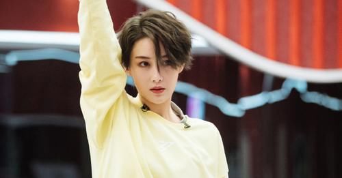 浪姐高开低走？业务能力成硬伤，找借口的能力倒是见长