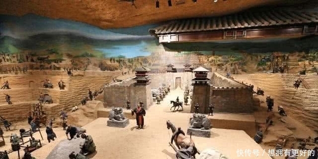 封土堆|秦陵地宫巨大如此庞大空间,如何封顶的?上面巨大封土堆不会压塌