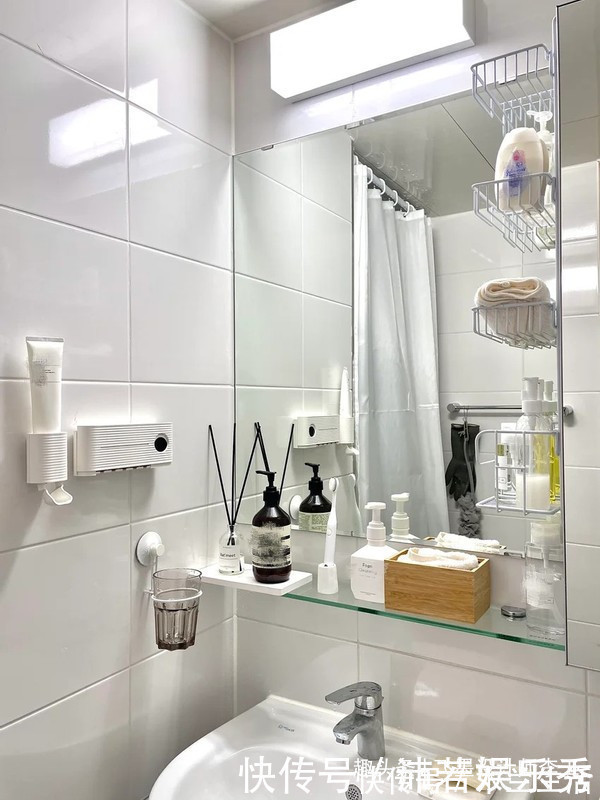 一字型|结束3年合租生活,买下33㎡公寓一人独居,巴掌大空间却五脏俱全