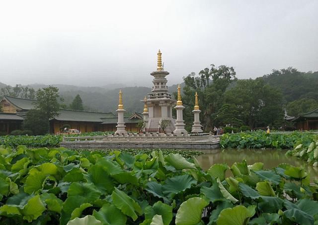 江西有一座千年古刹，入寺不收门票，但有一个不成文的规定