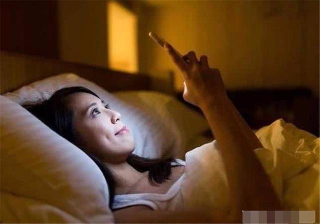 宝妈|孕妈玩游戏到1300关,却被老公偷偷卸载,孕妈情绪崩溃生无可恋