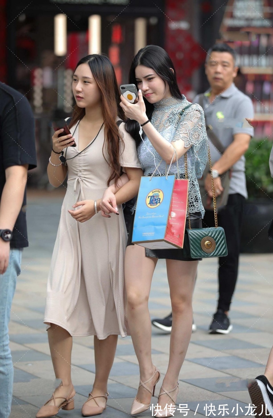 穿搭|气质出众的美女,超凡脱俗的高级感十足,做我女朋好吗?