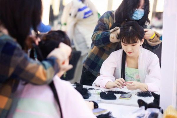 全新演技竞演综艺《超A女壹号》揭神秘面纱