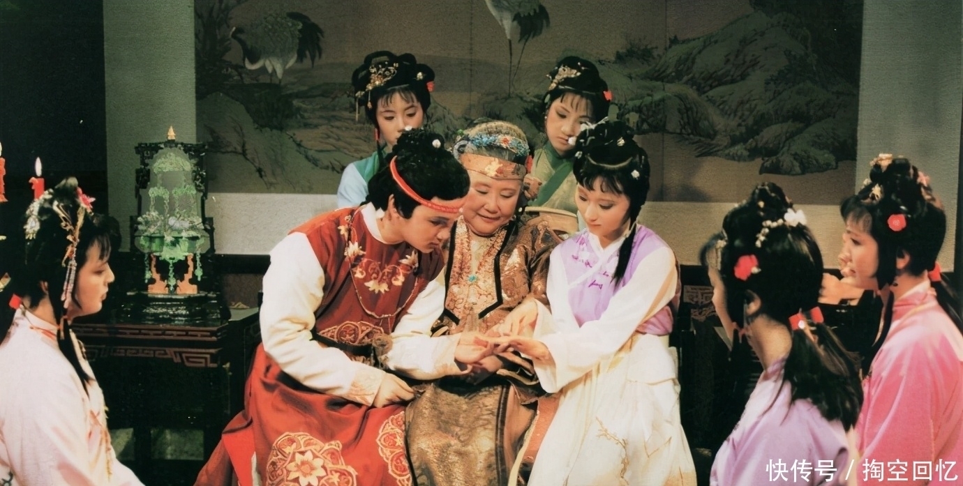 红楼梦中最重要的一个配角,如果没有了她,宝黛的爱情可能要改写