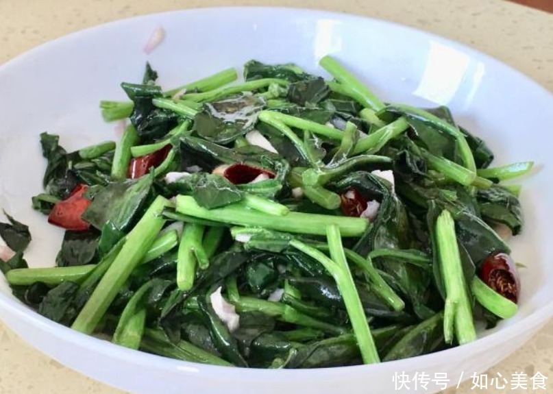 天然“补血菜”找到了,每天炒一盘,补血养颜,脸色越来越红润