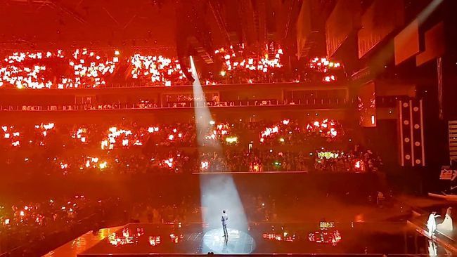 中秋|花海成绝唱，浪漫延至今，品牌爸爸接棒粉丝给肖战的硬核“应援”