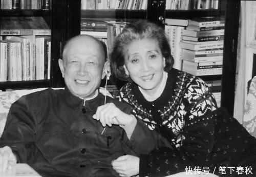 金庸这一家人有多厉害,承包了近现代诗歌小说的话语权