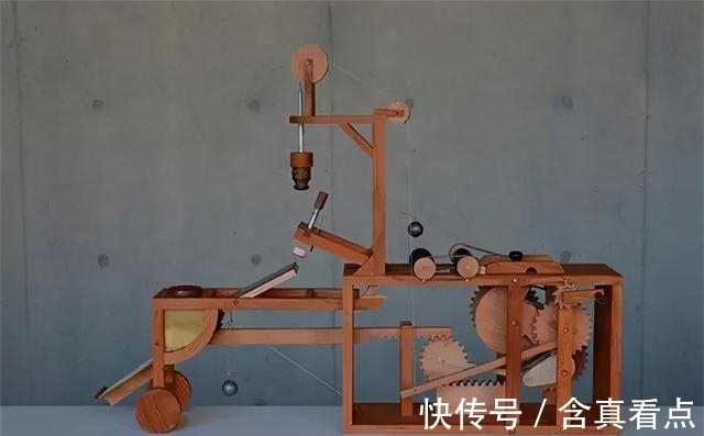 脑洞大开|一个脑洞大开的日本艺术家,设计了些奇奇怪怪的玩具装置···