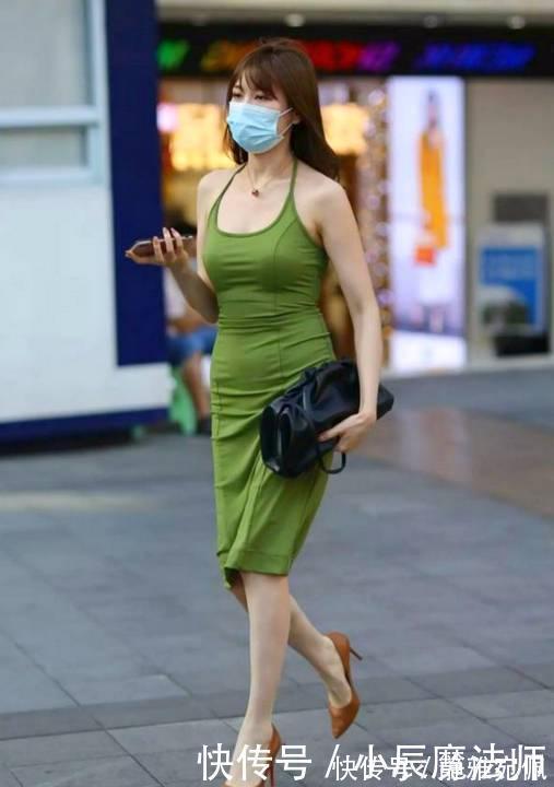 阔腿 牛仔阔腿喇叭裤,优雅的造型搭配,散发出独特的气质