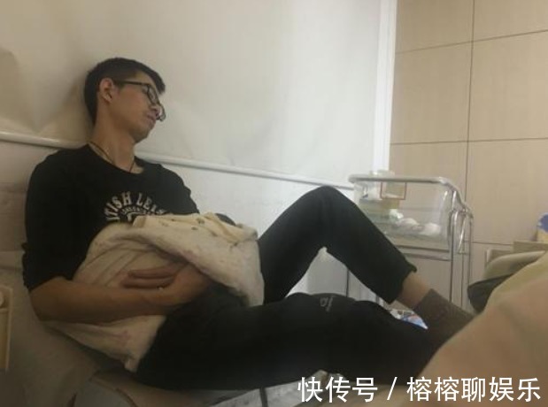 三个月|新生儿前三个月就要抱睡,别等出百天了才开始,家长后悔也晚了