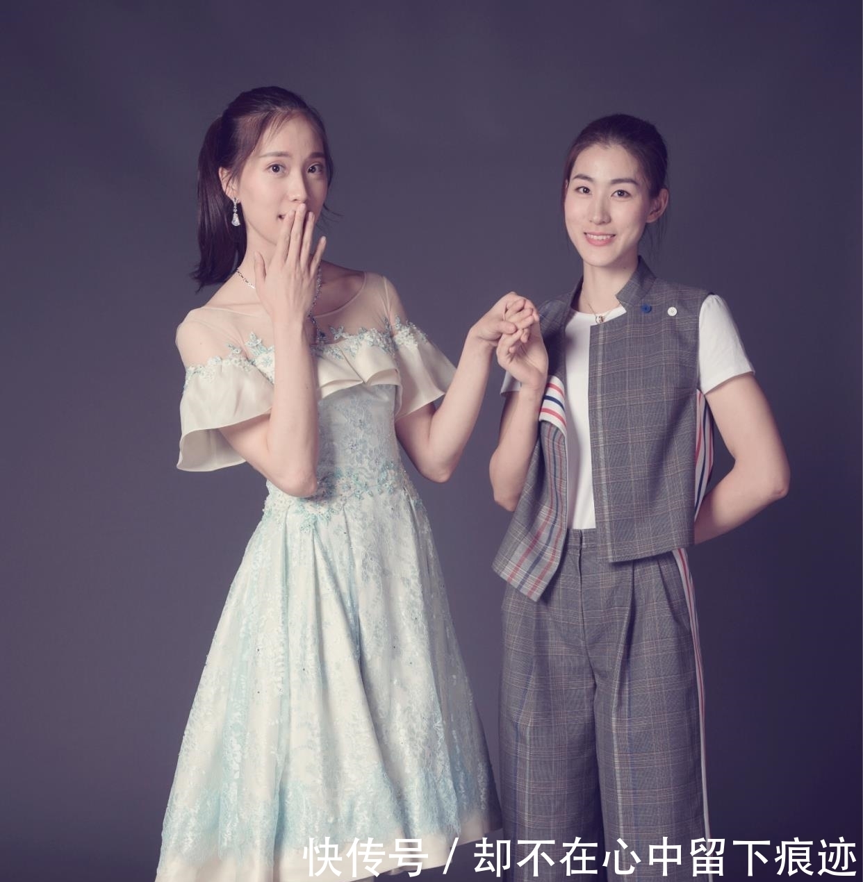姑娘们|刁琳宇平安夜晒合照，两人表情亲密又搞怪，粉丝：这是官宣吗？