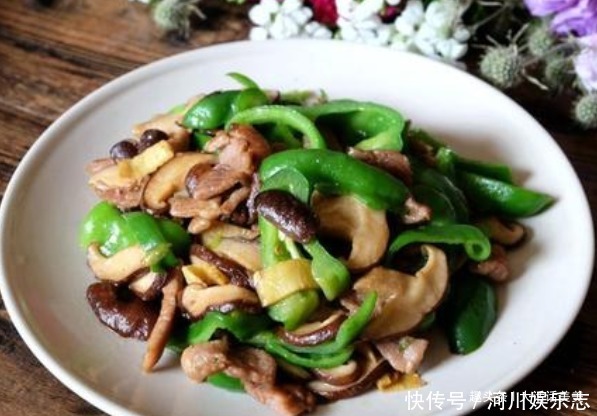 香菇|香菇和它一起炒,营养丰富又美味,冬天常食用孩子不怕冷