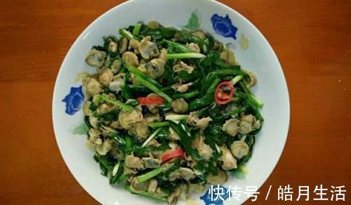 美味|韭菜和它是绝配,简单炒一炒,营养极高,补钙质,比猪肉还美味