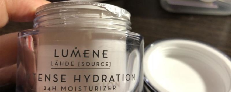 啫喱用在水乳之后吗