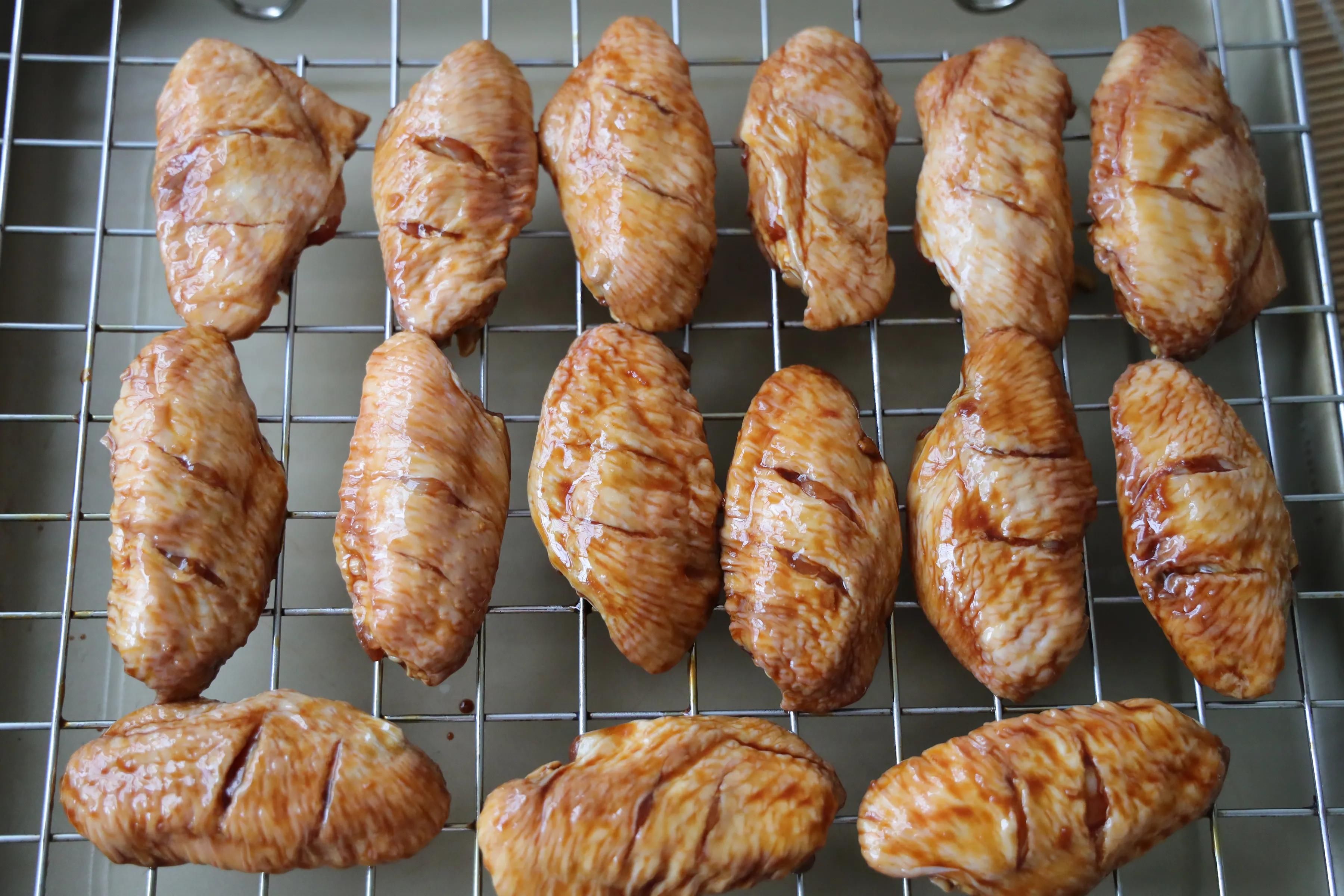 黄豆酱|秋天，一定要试试鸡翅这吃法，比可乐鸡翅好吃更健康，孩子吃嗨了