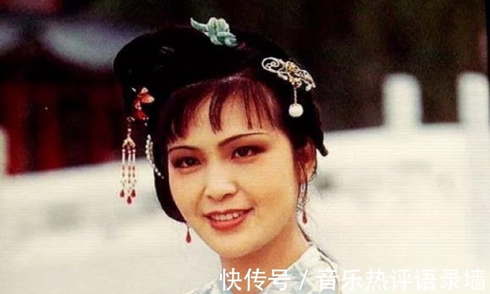 大事小事!《红楼梦》凤姐不照应迎春,是因为她知道贾母不喜欢迎春