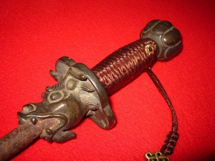 兴唐传!一把古兵器告诉你, 历史上真实的实战“锤”到底什么样!