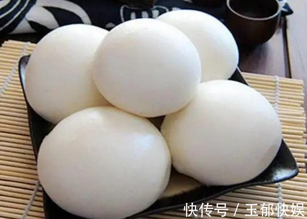 保存馒头,切记不要直接放冰箱,教你一个好办法,放30天仍好吃!