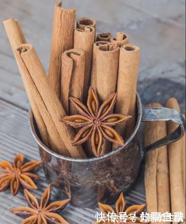 做红烧肉万万不可直接加水,这样等于毁了一锅肉,大厨来教你3招