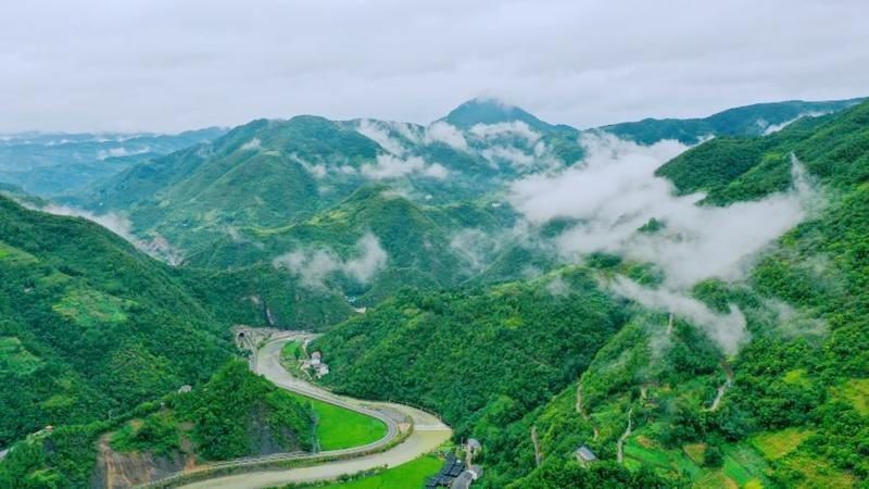 美景|仙河湾、荷花塘...郧西关防乡沙沟村美景如画