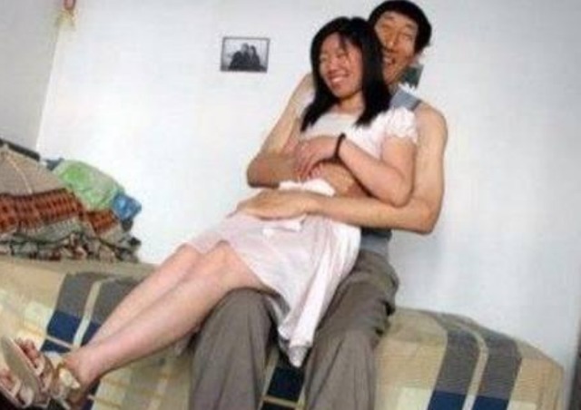 遗传性|“中国第一巨人”56岁娶妻,不顾医生劝阻生娃,现在孩子怎么样