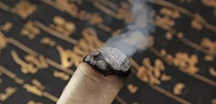 亚健康人群|夏至,艾灸3处,可祛除一身冬病!夏至不祛湿,更待何时?