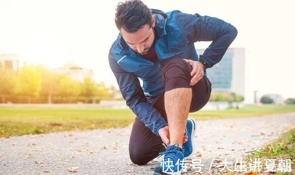 酸痛|背部肌肉要练好,学会动作学这些秘诀,让效果事半功倍