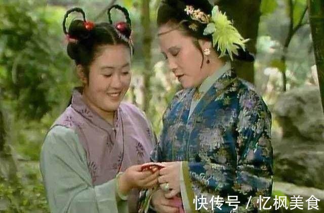 黛玉$红楼梦这个丫鬟2次说漏嘴,逼死了晴雯,气死了另1个弱女子