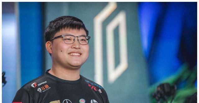 要以|lol：uzi要以9位数年薪复出了？这是要去IG建立王朝吗？