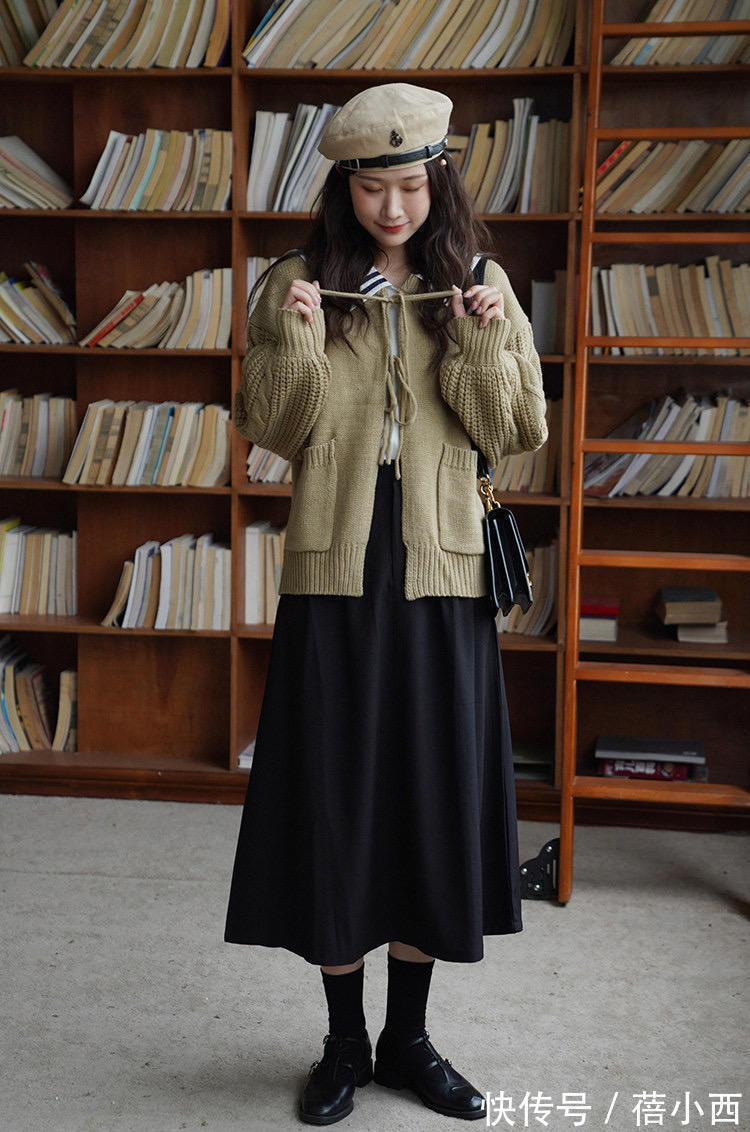 马甲|初秋的简约大气穿搭原来这么简单!超全毛衣搭配,让你秒变美少女