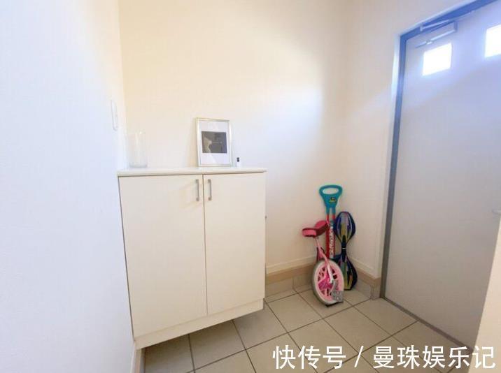 餐具|日本一家四口的极简生活:用最少的物品,过上最幸福的日子
