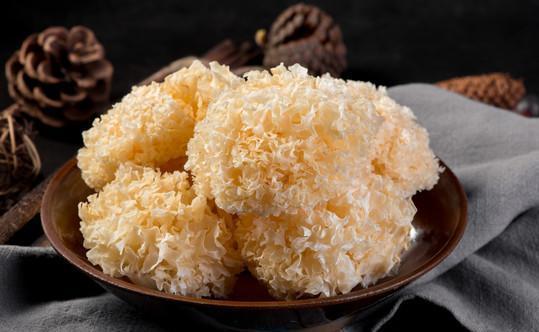 补充|妇科医生:女人50岁后,需补充4种营养素,或助缓解更年期不适