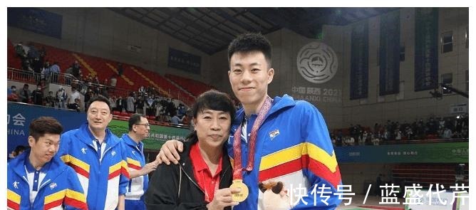 nc张镇麟迎23岁生日!辽篮祝福太暖心,有望成中国男篮领军人物!