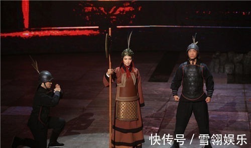 商朝!三星堆遗址挖出青铜女人像,揭示5000 年前古蜀国女子地位