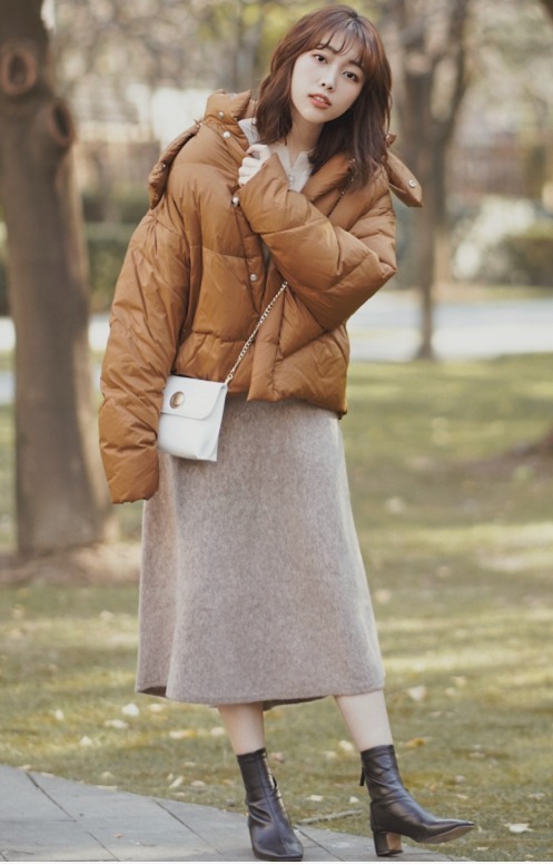 大长腿|羽绒服这样穿好看还时髦,分享4种搭配思路,让你美一整个冬天