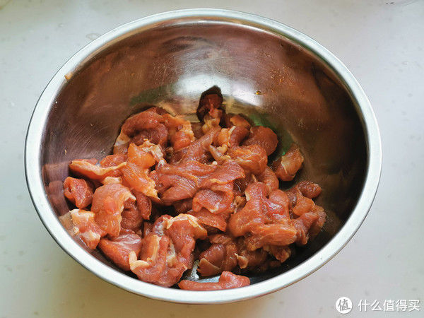 好吃|猪肉条这样炸，不干不柴，外焦里嫩真好吃，简单易学，快试试