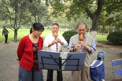 父母退休前做好准备，晚年才不会拖累子女，孩子少操心自己更幸福