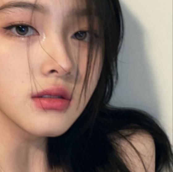 脸上这“3地方”凸起的女生,是标准的“樱花脸”,全中铁定被暗恋