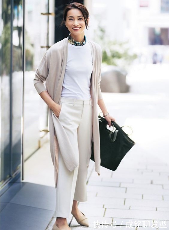 色彩|女人不管年龄多大,穿针织衫都要记住这三大原则,温柔洋气又好看