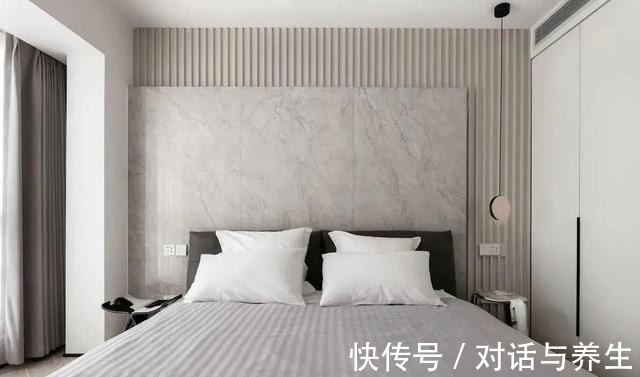 孔雀绿|都市女性的家,98㎡黑白灰中穿插孔雀绿和淡粉色,成熟又少女!