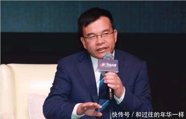 傅利泉|夫妻俩果断卖掉名下5套房产，拿到钱去创业，而如今身价超百亿