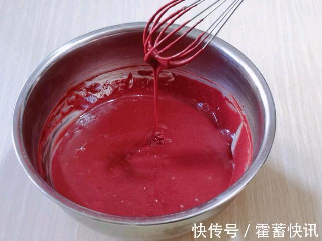 在家做个漂亮的小蛋糕,叫姐妹一起来吃个下午茶,孩子们也很喜欢