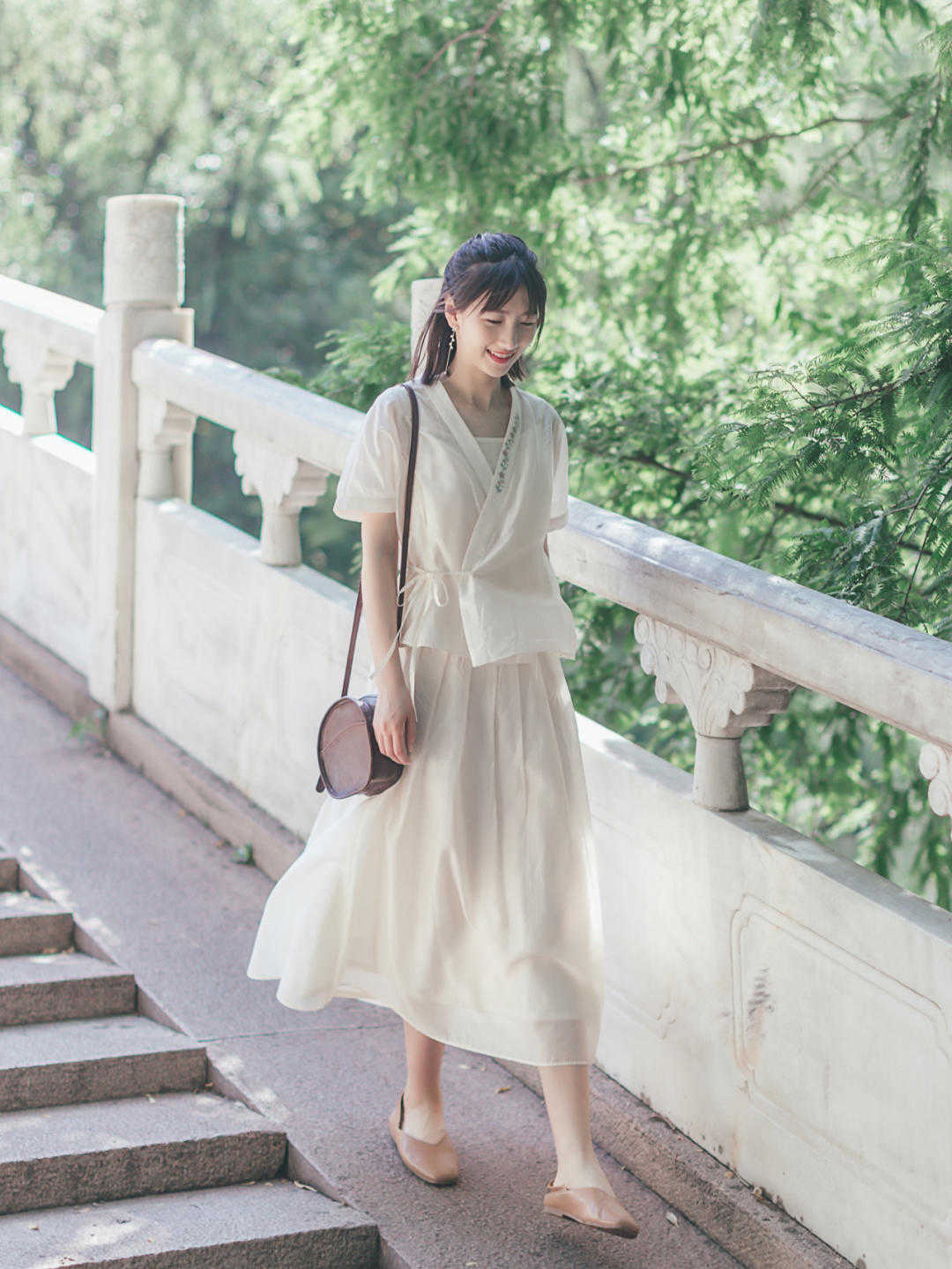 衣服|不挑年龄的基础款,可以这样穿搭,不仅简约还时尚