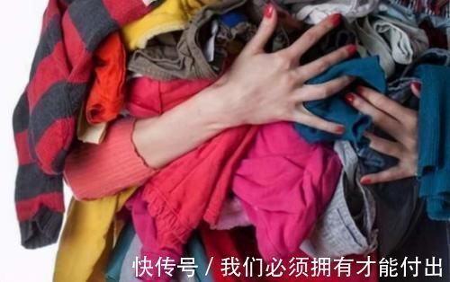 孩子|“扔了可惜,送你吧”,邻居好心送旧衣,宝妈收下随手丢垃圾桶