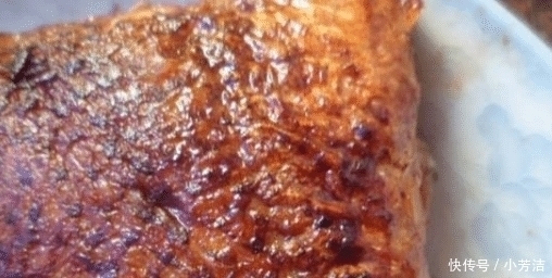 服务员|老外在中国餐厅点了一个“饼”,却端上来的是鱼,直呼弄错了吧