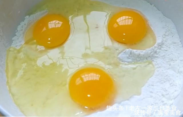 馒头|我家面粉从不蒸馒头,加2根香蕉,简单几步,出锅给肉不换,真香