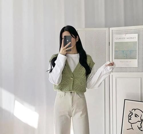 卫衣 + 靴子,毛衣 + 阔腿裤,这20套早春穿搭,好看极了