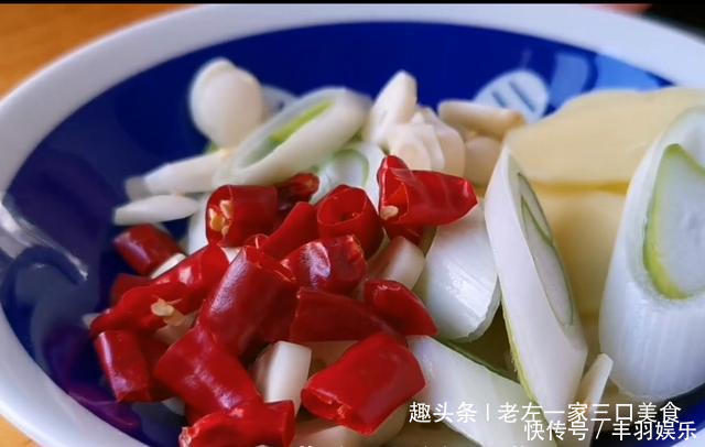 大虾这样做太香了,不用水煮不用蒸,鲜香入味,出锅瞬间被抢光
