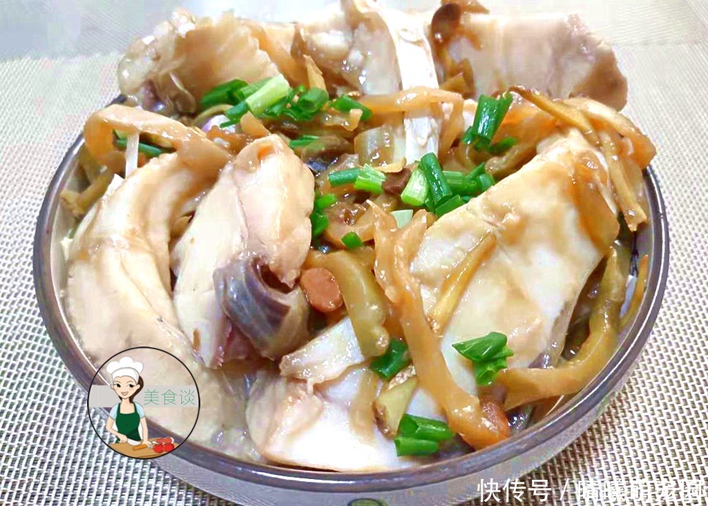 上桌|此菜蒸一蒸,8分钟上桌,又香又下饭,营养好吃不上火,家人爱吃