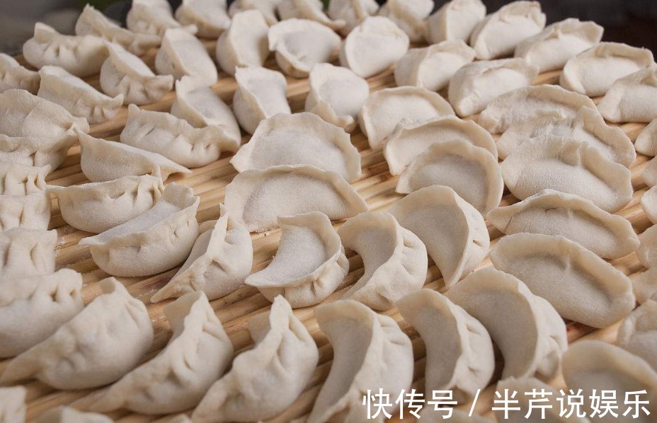 拌饺子馅的时候，要不要加水许多人都做错了，怪不得饺子难吃